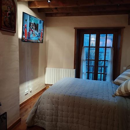 Esqui, Aigueestortes Y Boi-Tauell A Tus Pies En Ebrehogar Pla de l'Ermita Kültér fotó