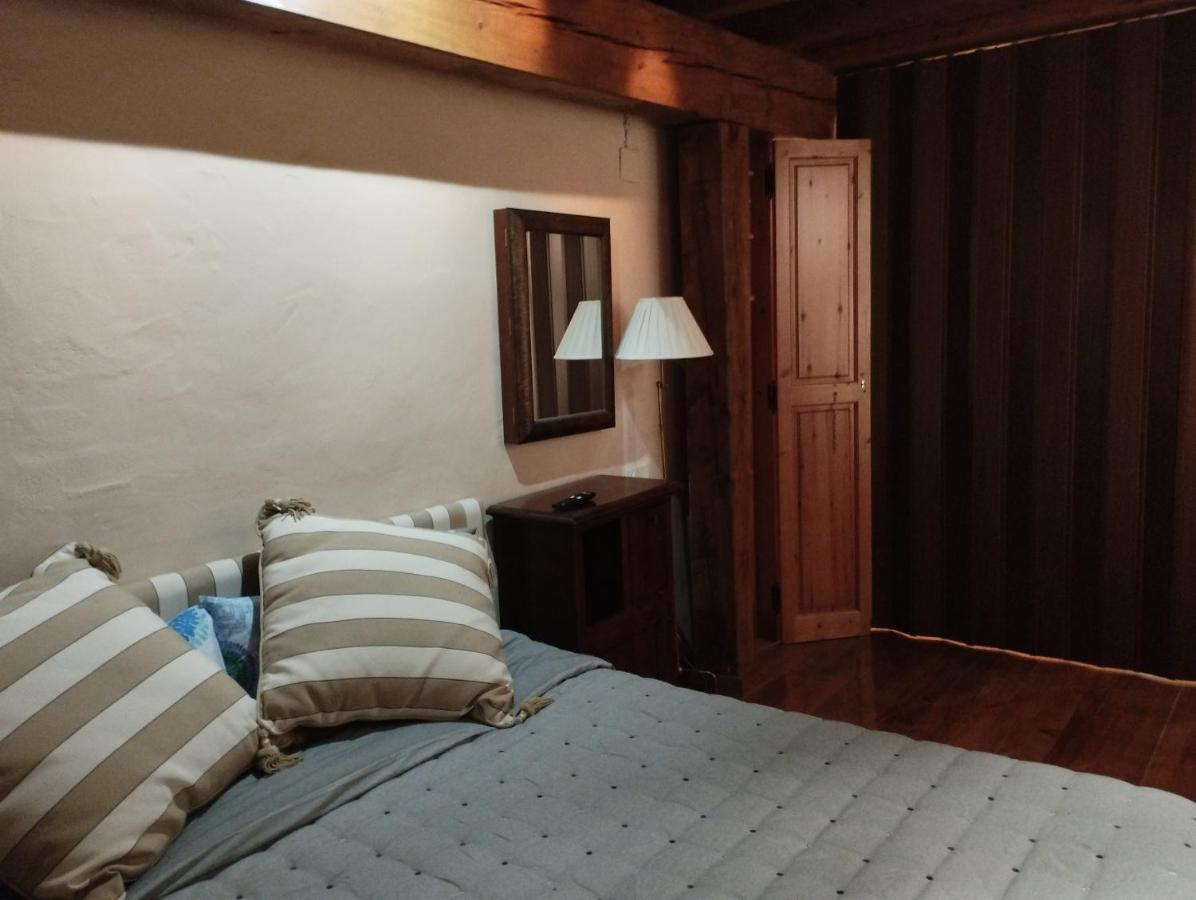 Esqui, Aigueestortes Y Boi-Tauell A Tus Pies En Ebrehogar Pla de l'Ermita Kültér fotó
