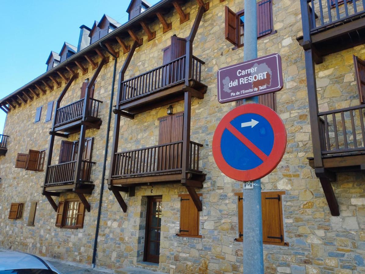 Esqui, Aigueestortes Y Boi-Tauell A Tus Pies En Ebrehogar Pla de l'Ermita Kültér fotó