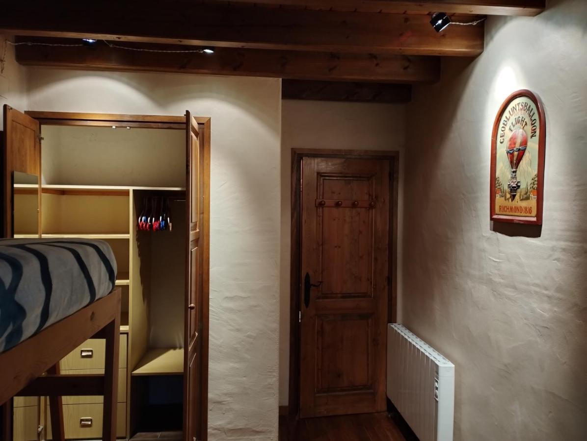 Esqui, Aigueestortes Y Boi-Tauell A Tus Pies En Ebrehogar Pla de l'Ermita Kültér fotó